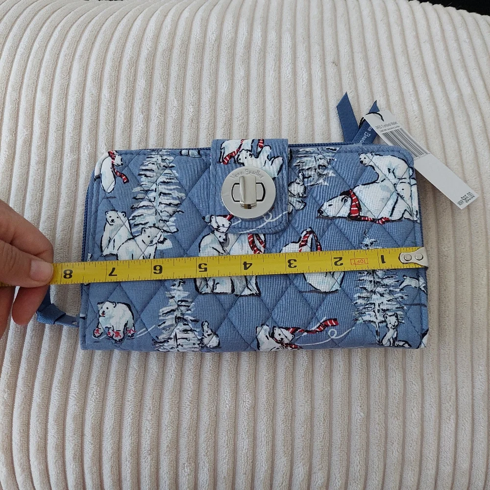 Vera Bradley Blue Polar Bear Quilted Wallet - Picture 3 of 6